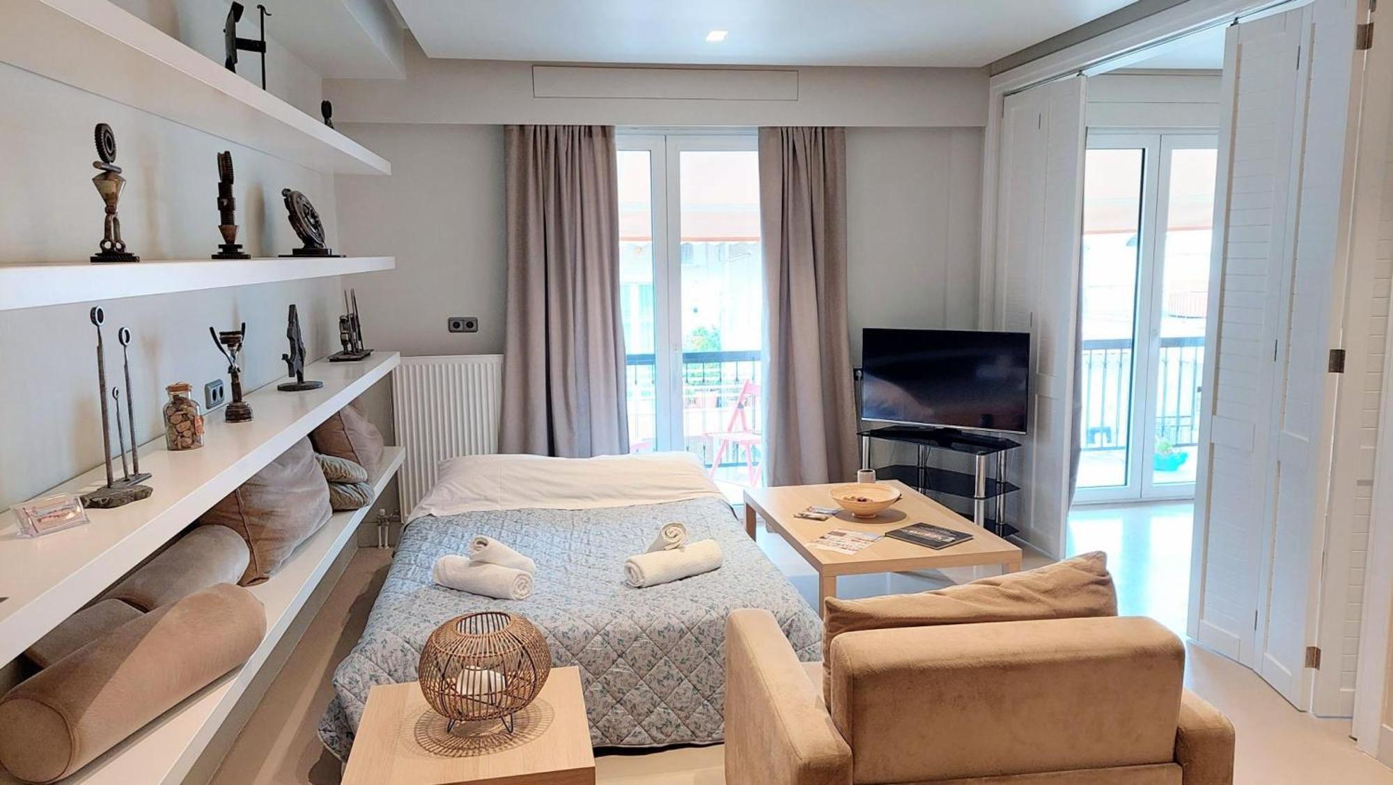 Luxurious Minimal Apartment In Acropolis เอเธนส์ ภายนอก รูปภาพ