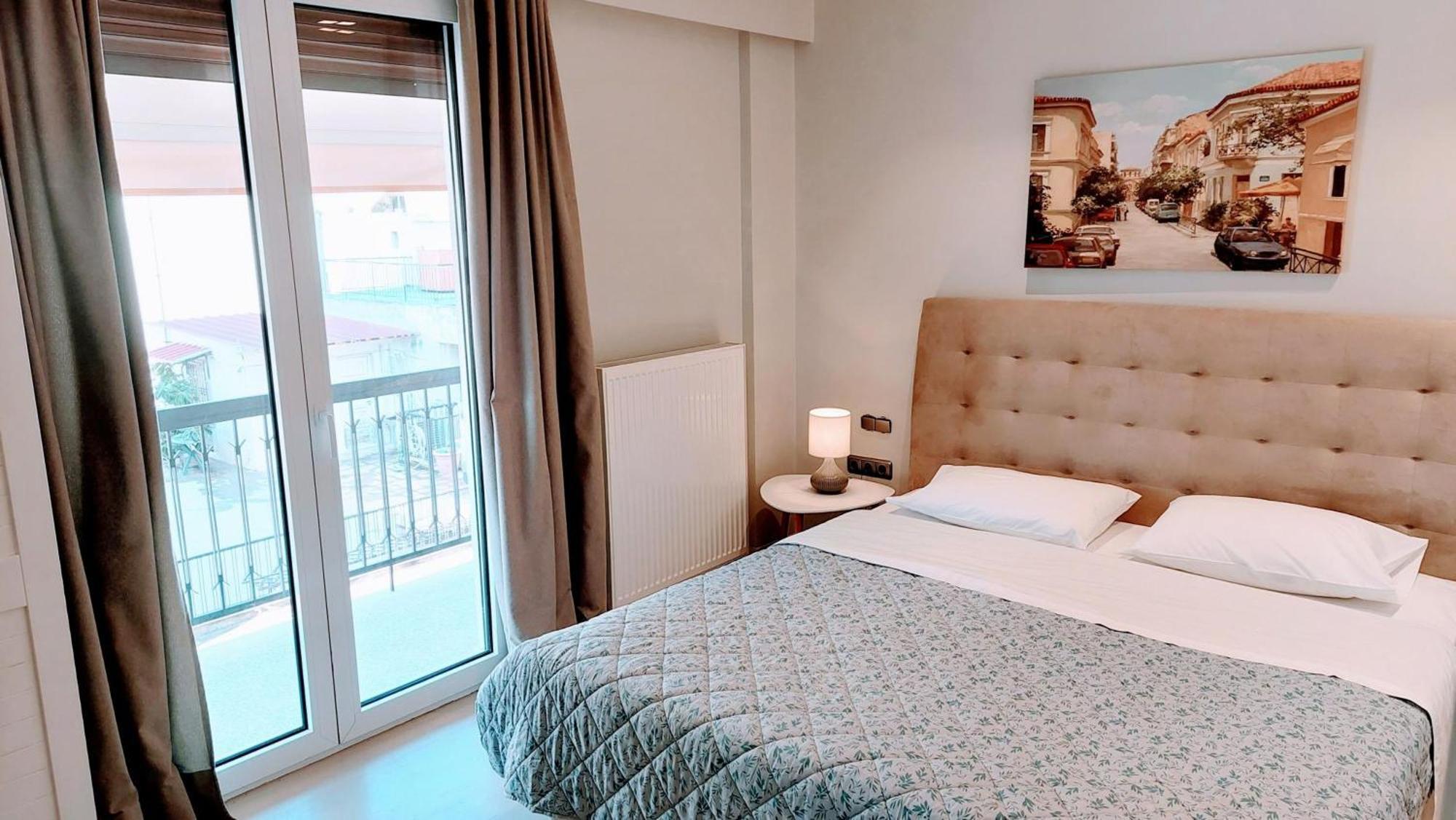 Luxurious Minimal Apartment In Acropolis เอเธนส์ ภายนอก รูปภาพ