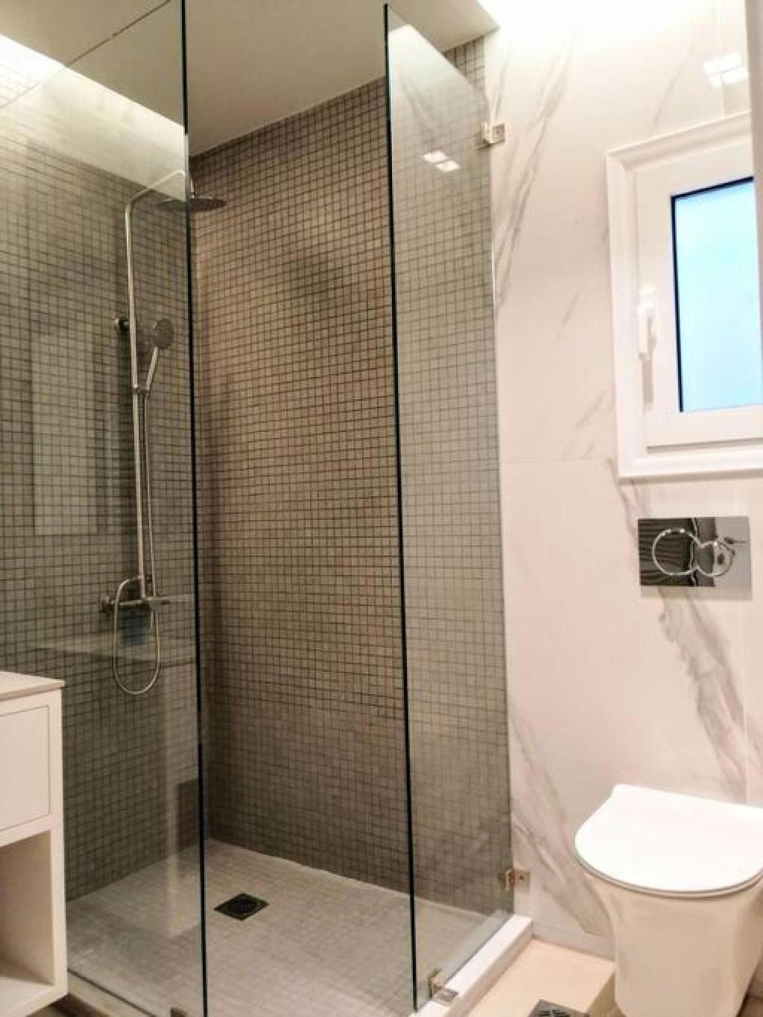 Luxurious Minimal Apartment In Acropolis เอเธนส์ ภายนอก รูปภาพ