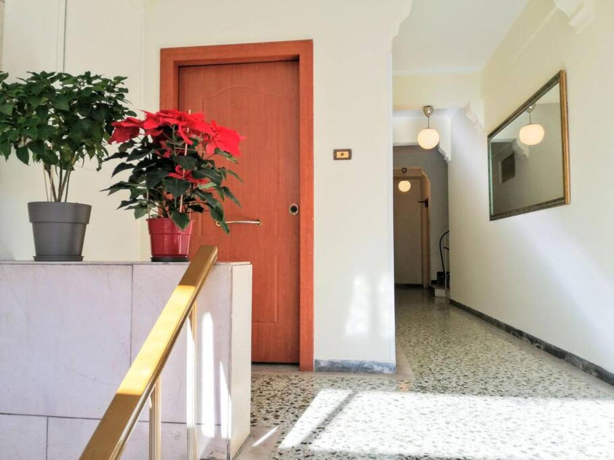Luxurious Minimal Apartment In Acropolis เอเธนส์ ภายนอก รูปภาพ